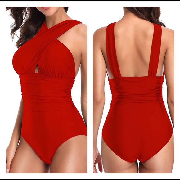 Other - 🌻Clearance🌻 NWT Tummy Control Swimsuit